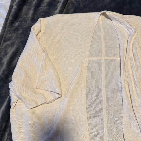 Lululemon Cashlu Knit Textured Wrap - Picture 6 of 7